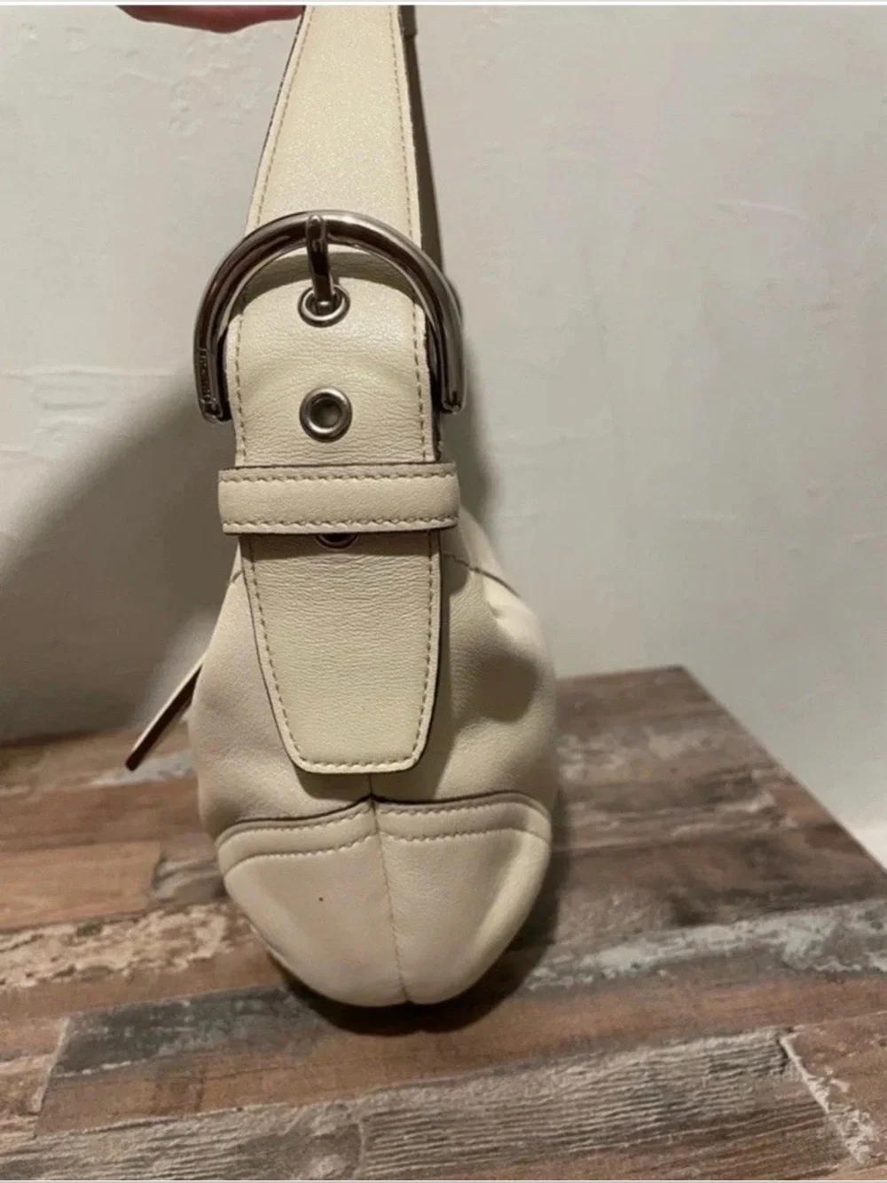 Coach Mini Soho Hobo ivory Cream Leather Shoulder Bag Y2K Vintage, 9541